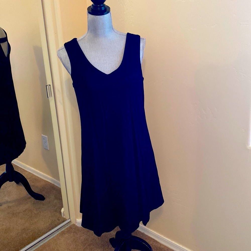 NEW with TAGS. Cupio easy/swing fit dress. Your ‘go to’ dress. Trapeze back. S.